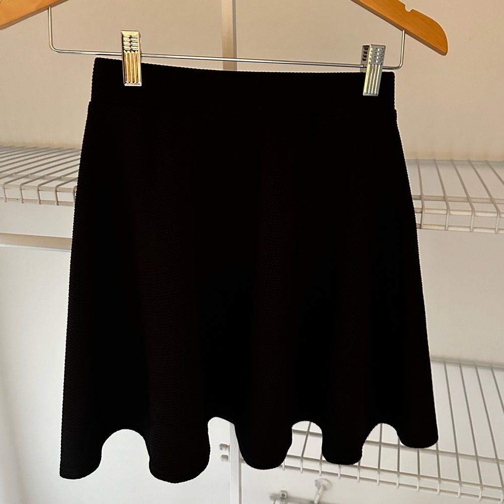 NWOT Textured High Waist Mini Skirt